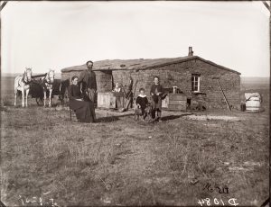 Solomon D. Butcher, The Huckleberry house, near Broken Bow, Custer County, Nebraska 1886, black & white photograph (from glass plate negative in the Nebraska State Historical Society Collection)