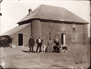 Solomon D. Butcher , The Isadore Haumont house on French Table, north of Broken Bow, Custer County, Nebraska 1886-1887, black & white photograph (from glass plate negative in the Nebraska State Historical Society Collection)